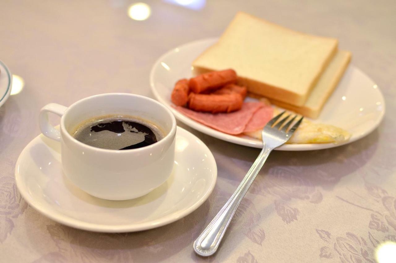 Ever Delightful Business Hotel Чиай Сити Екстериор снимка