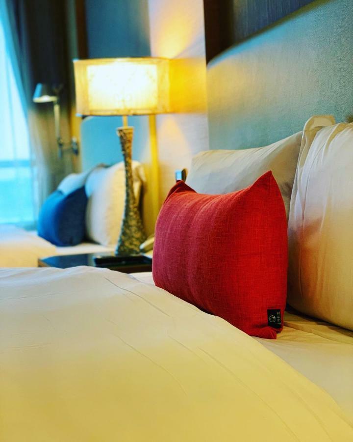 Ever Delightful Business Hotel Чиай Сити Екстериор снимка